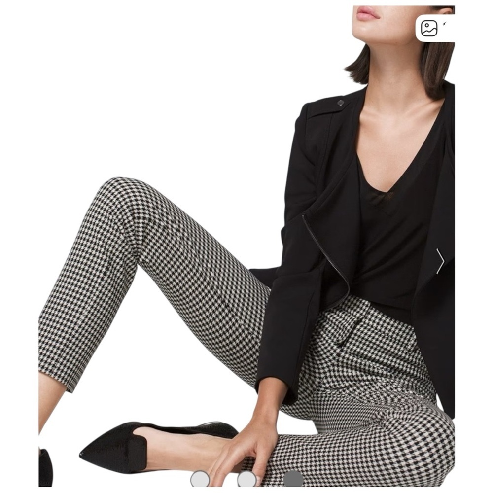 WHBM  Houndstooth Slim Ankle Pants